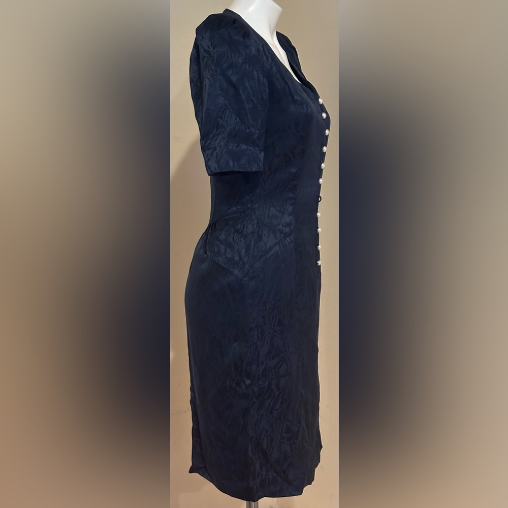 SILK STUDIO Vintage Satin Navy Shoulder pads 100% Silk Pearl Buttons Dress Sz 4 - Picture 2 of 16